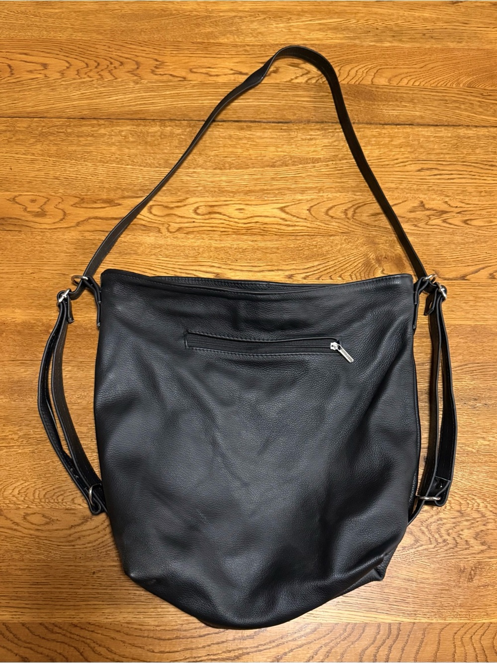 Minimalist Black Leather Convertible Purse/Backpack - Picture 6 of 8